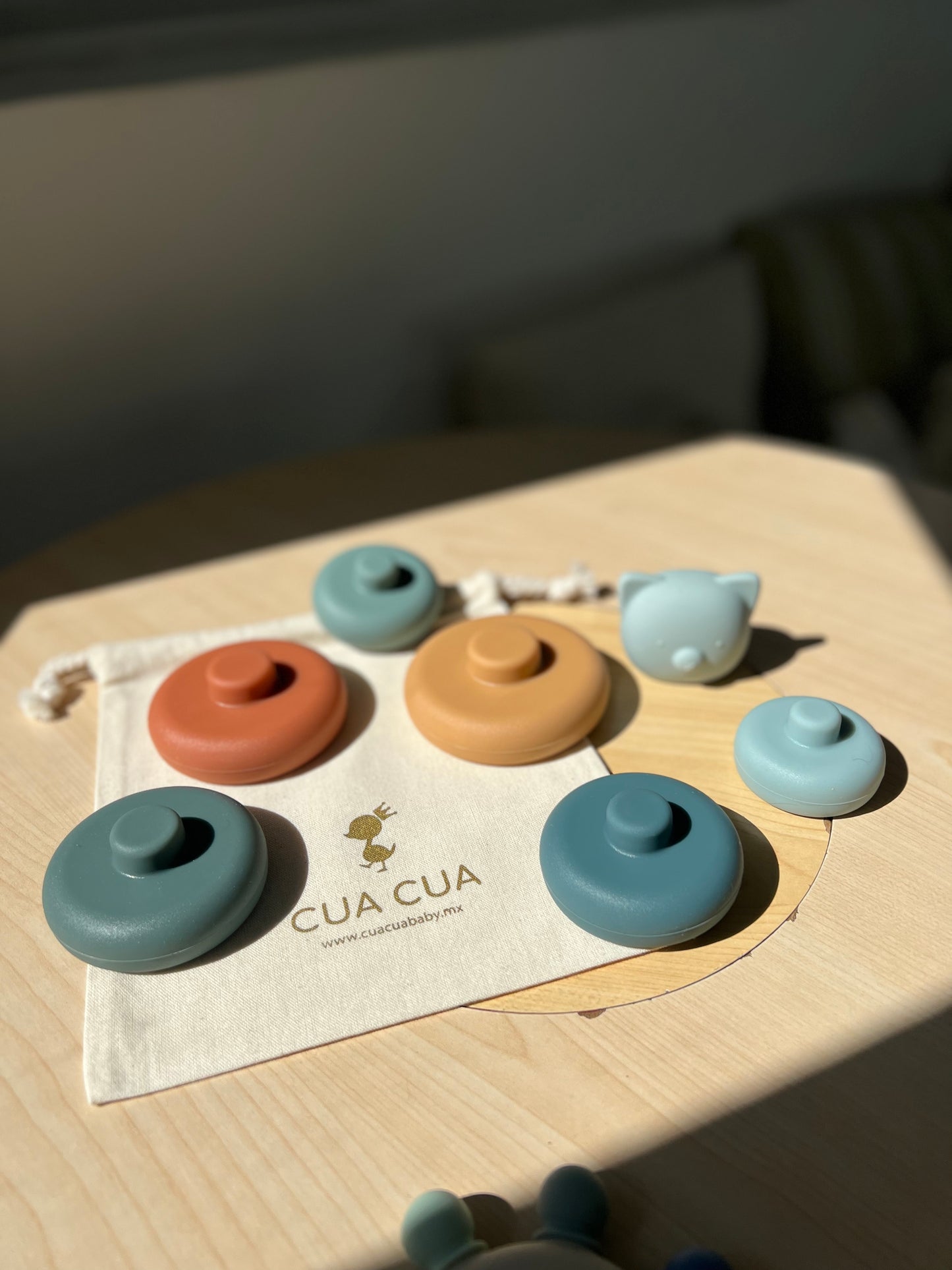 Torre de apilar de silicón (2 colores)