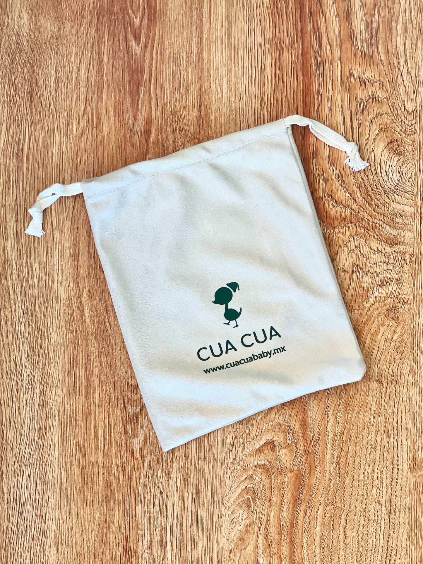 Bolsa de terciopelo beige (17x22cm)