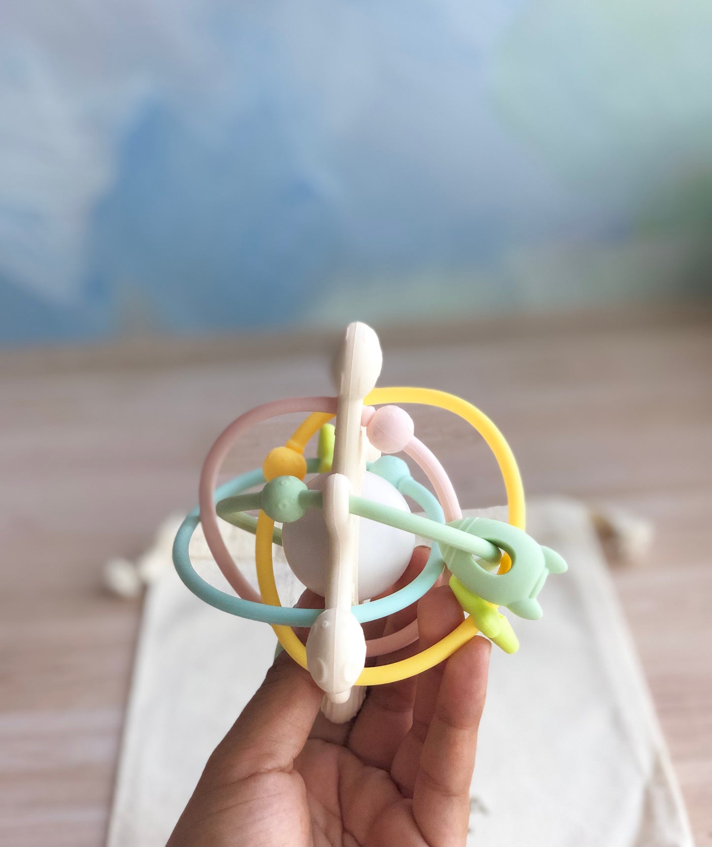 Gift bag mordedera en forma galaxia + porta chupón (2 colores)