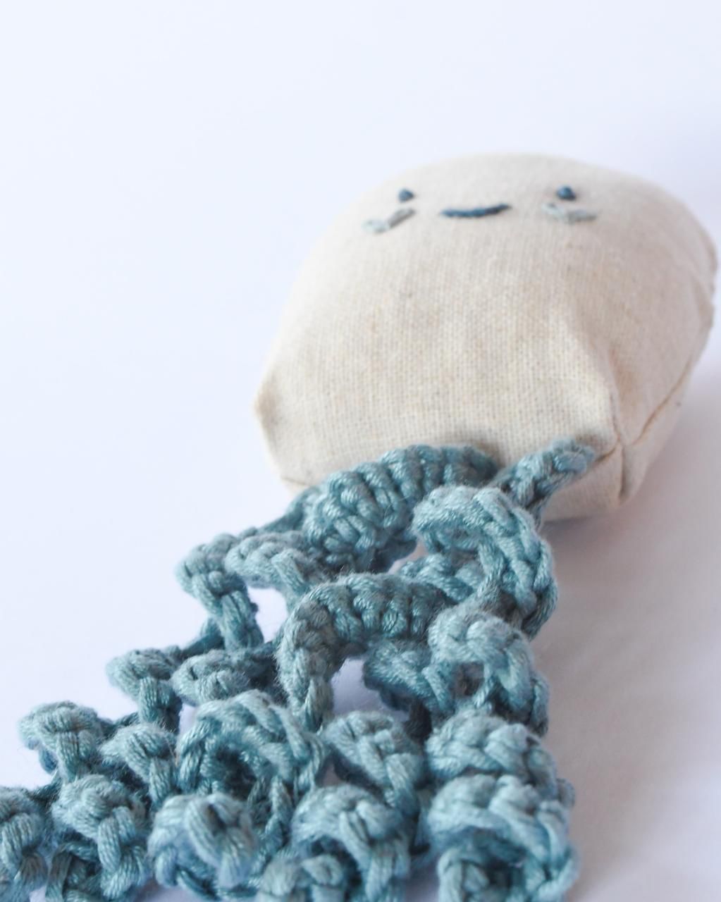 Pulpo de apego hecho de lino (Varios colores)