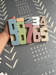 Números de silicón en tonos pasteles