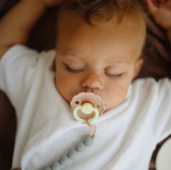 Par de chupones Frigg Daisy Latex (Obscuridad) ( Blush/Cream )