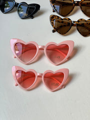 Lentes de sol modelo corazón para bebés/toddler (Varios colores)
