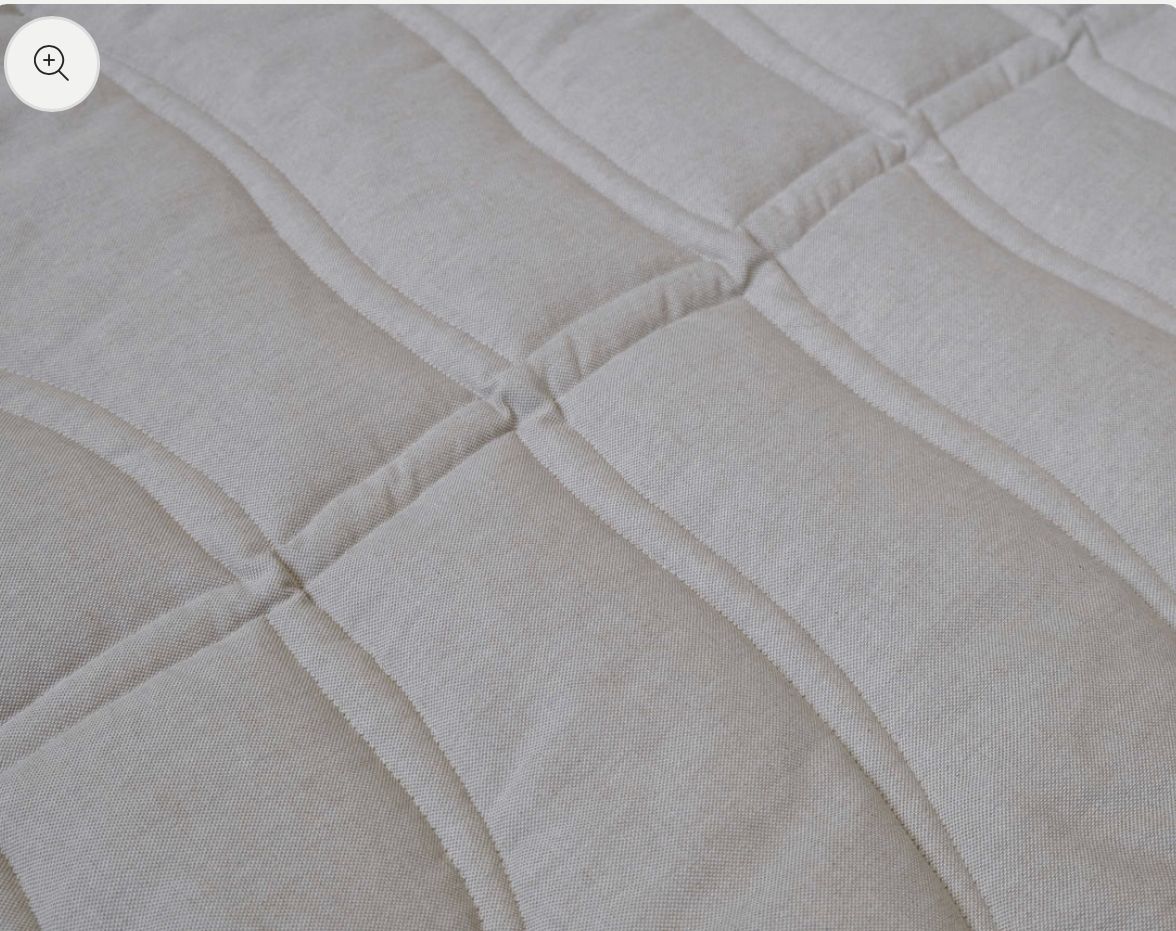 Tapete hecho de lino en forma de hoja