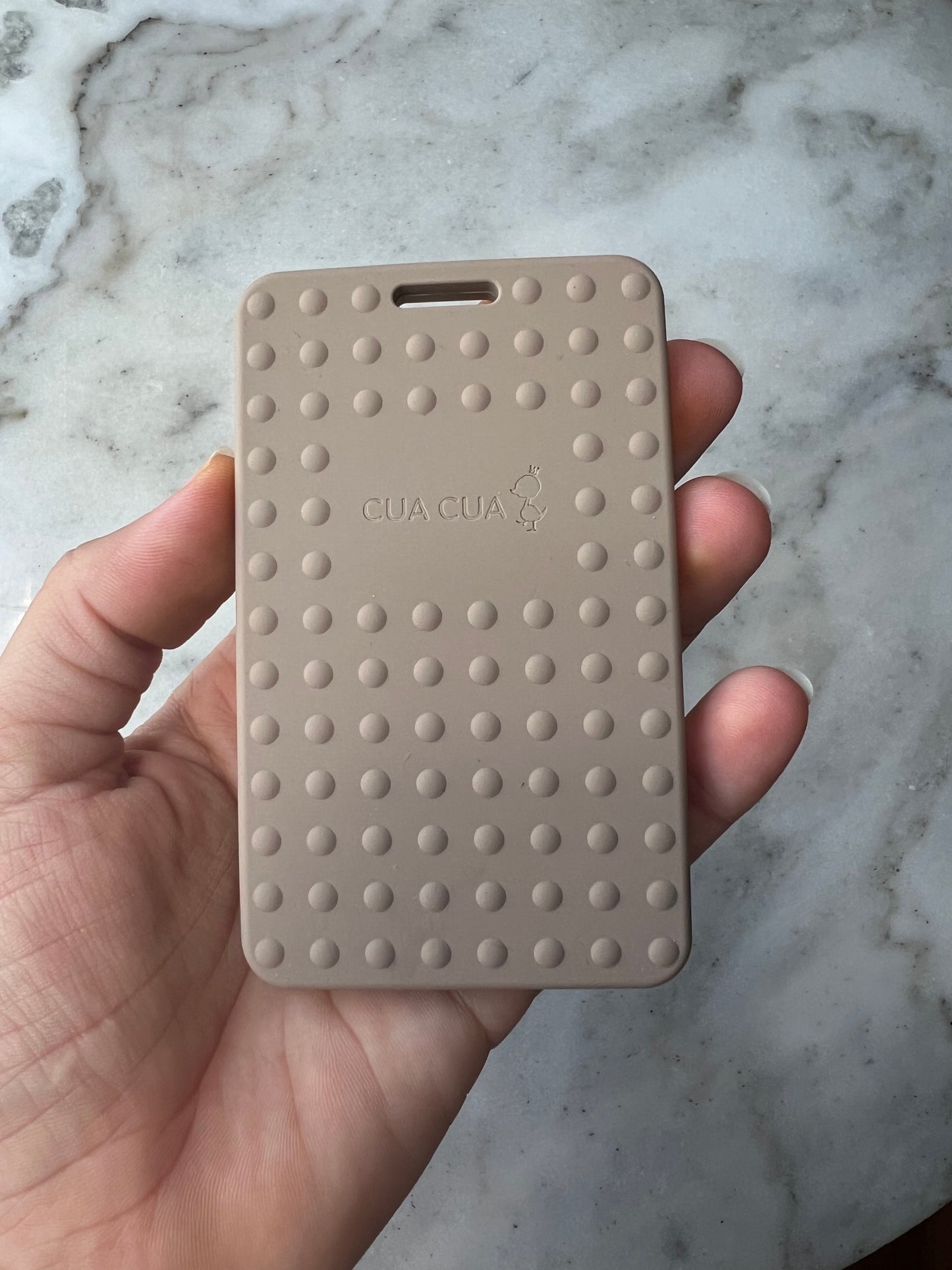 Mordedera Celular de silicón (3 colores)