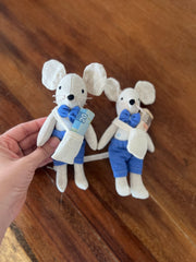 Ratoncito de los dientes en tonos azul