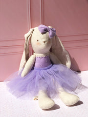 Coneja con tutú morado