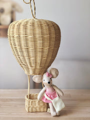 Globo aerostático de mimbre