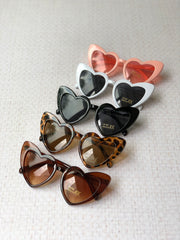 Lentes de sol modelo corazón para bebés/toddler (Varios colores)