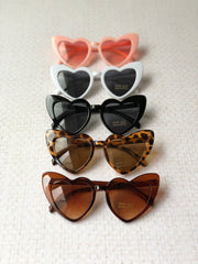Lentes de sol modelo corazón para bebés/toddler (Varios colores)