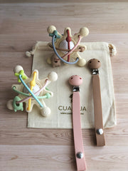 Gift bag mordedera en forma galaxia + porta chupón (2 colores)