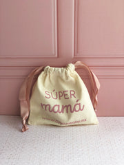 Gift bag para mamá (Sanitizante, bálsamo de arnica, mist de agua de rosas)