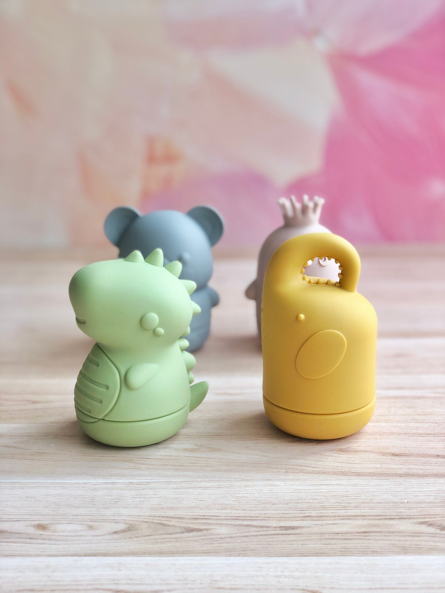 Juguetes para agua baño hechos de silicón (Dino, elefante, koala, Pingüino)