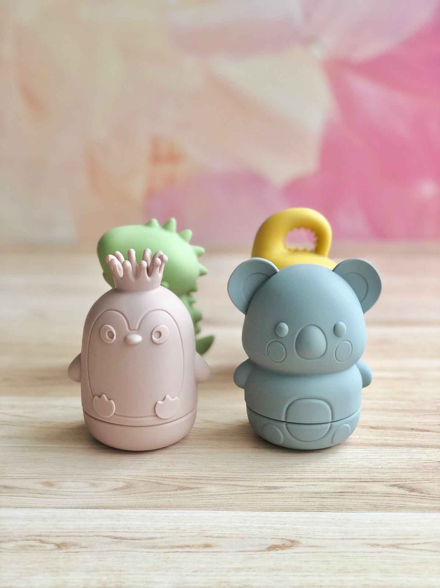 Juguetes para agua baño hechos de silicón (Dino, elefante, koala, Pingüino)