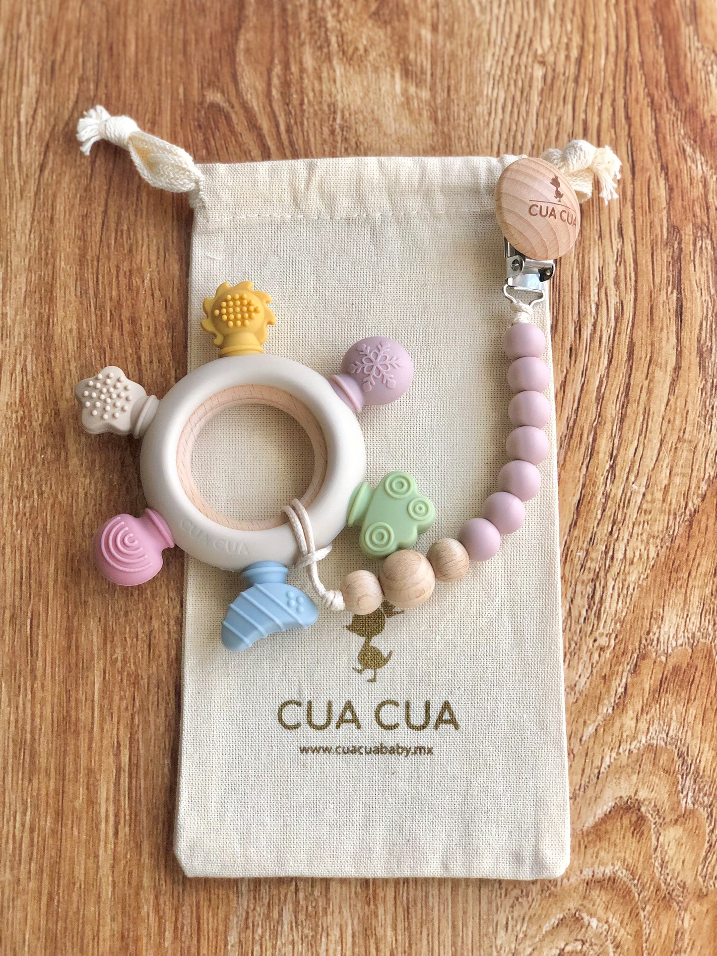 Gift bag mordedera arcoíris de silicon+portachupon