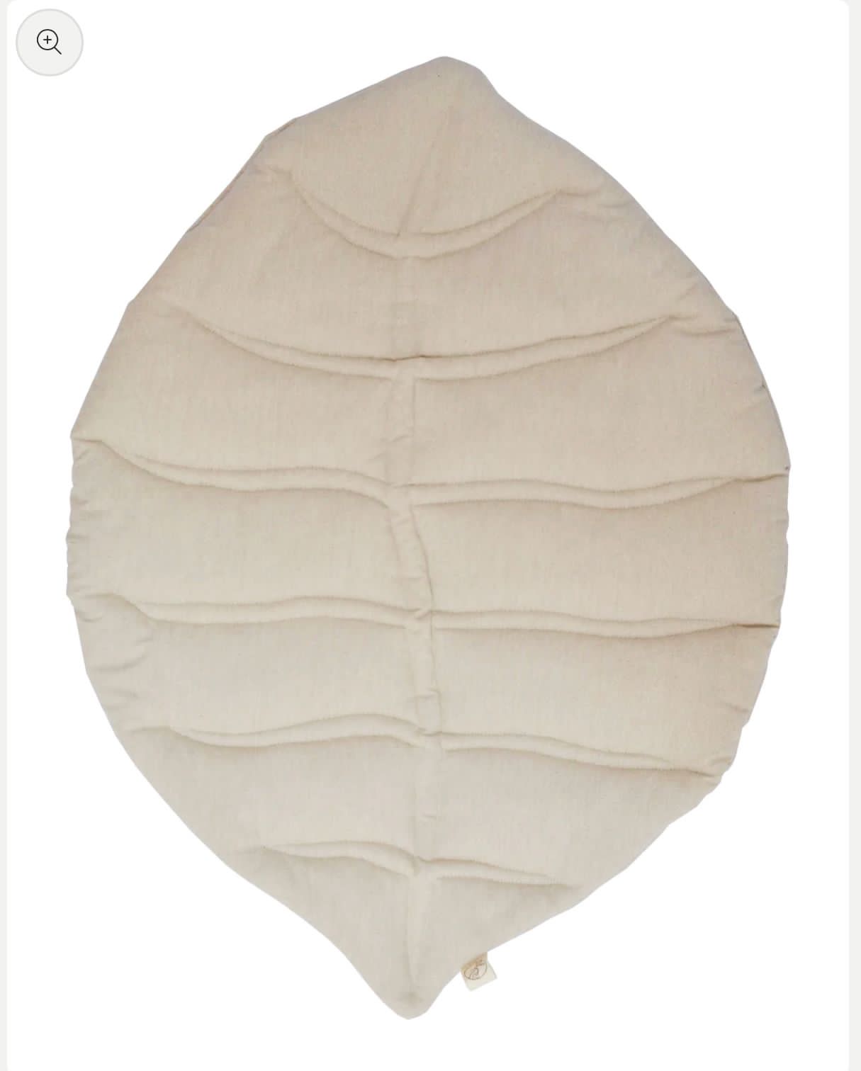 Tapete hecho de lino en forma de hoja