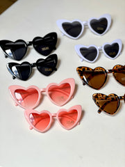 Lentes de sol modelo corazón para bebés/toddler (Varios colores)